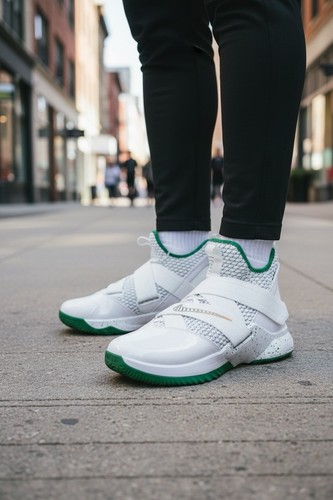 Scarpa nike lebron soldier xii - scarpa,